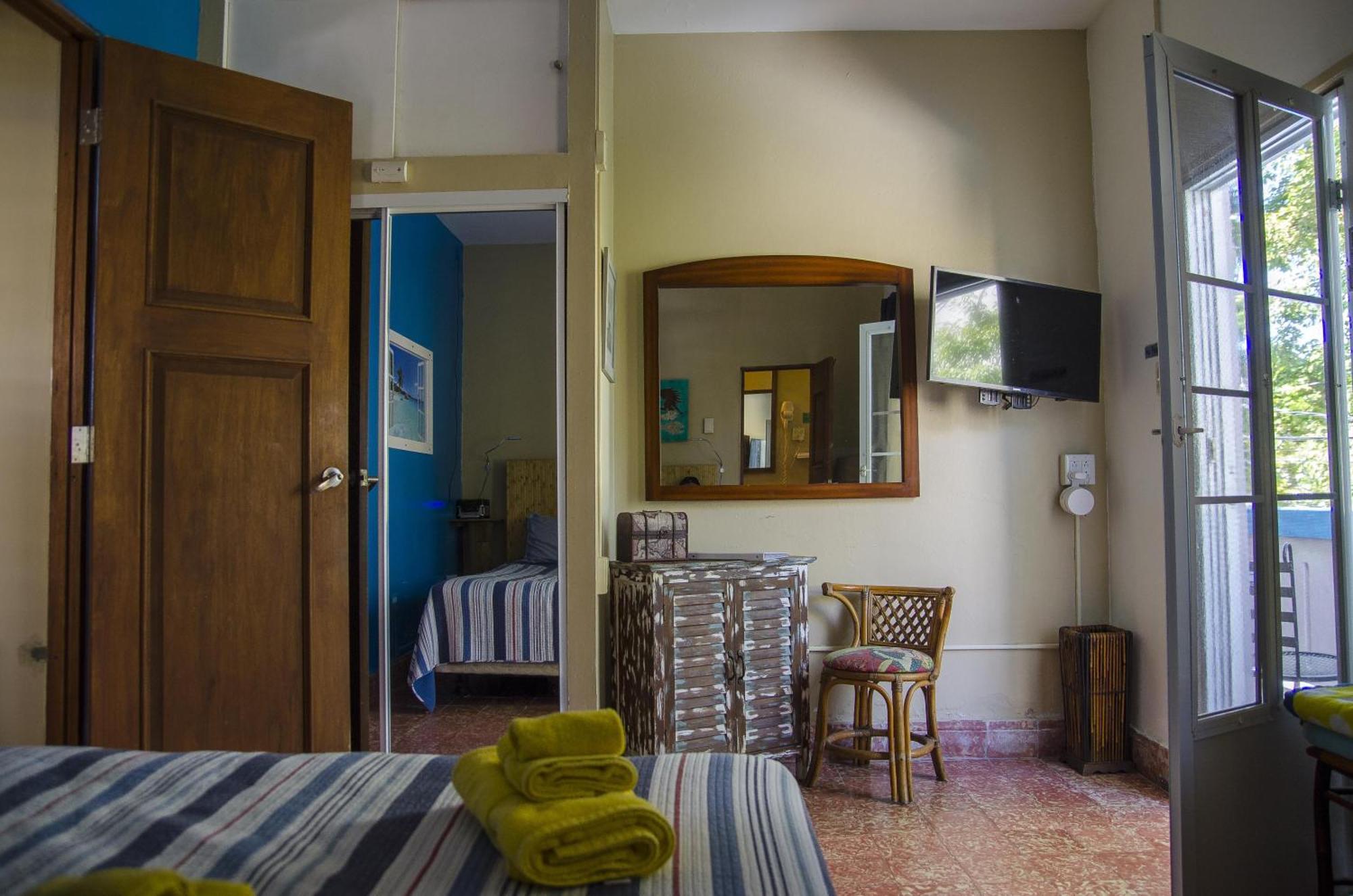 Lower Price, More Style, Discount Studio In San Juan,Pr, Beach, Free Bikes (Adults Only) Extérieur photo