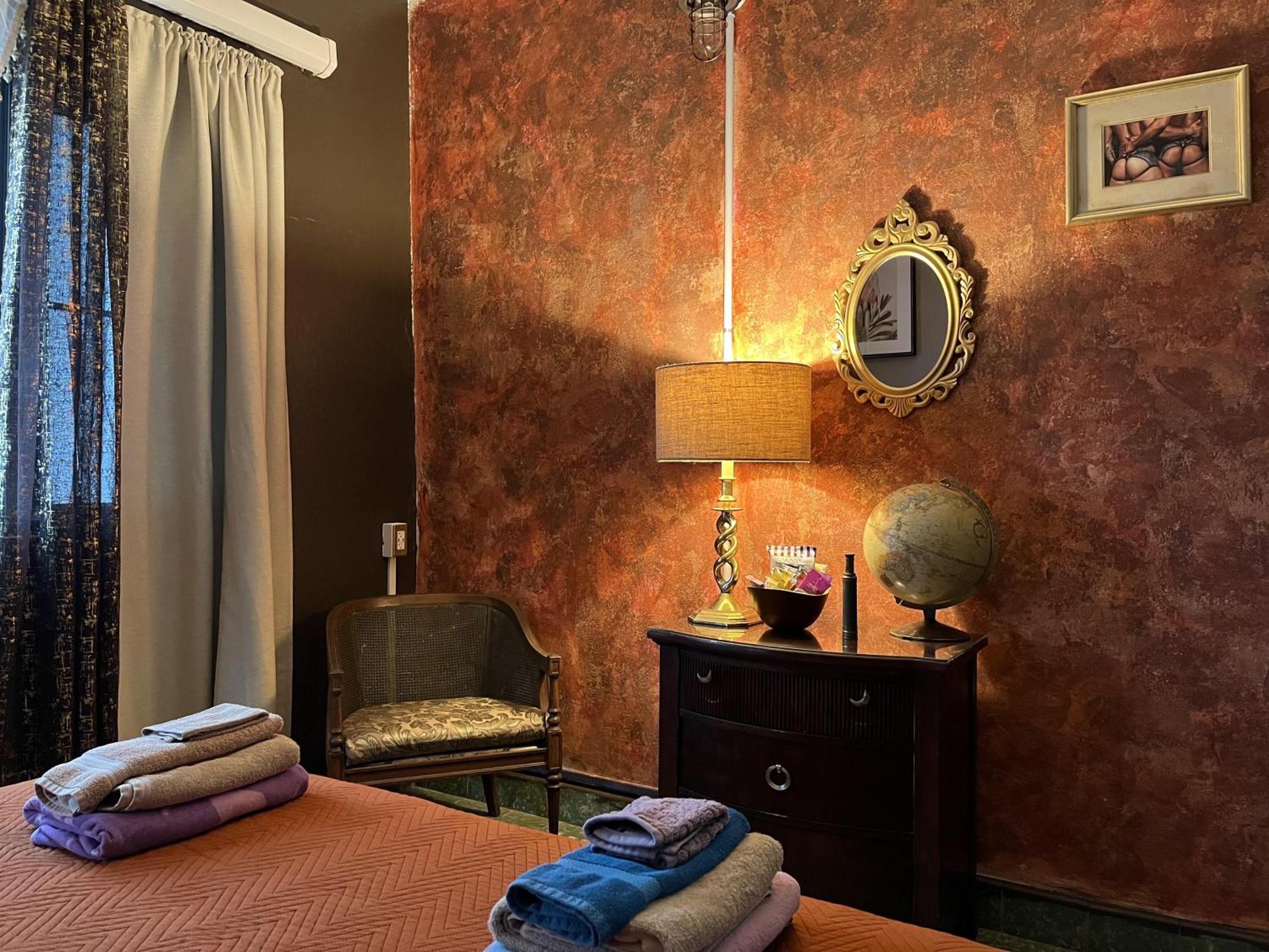 Lower Price, More Style, Discount Studio In San Juan,Pr, Beach, Free Bikes (Adults Only) Extérieur photo